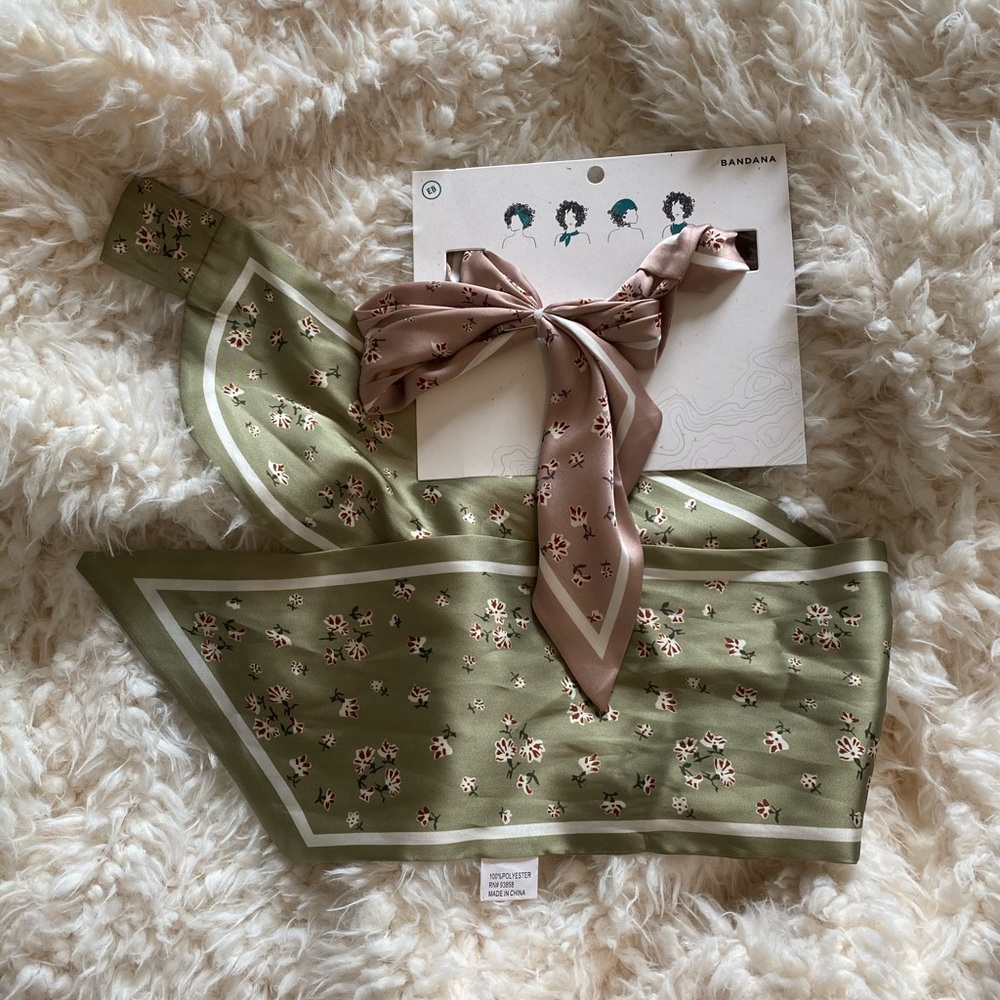 Set of floral satin scarves/bandanas